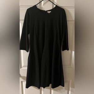 Gap midi, loose pleated, long sleeved dress, w/ zipper and hook closure.